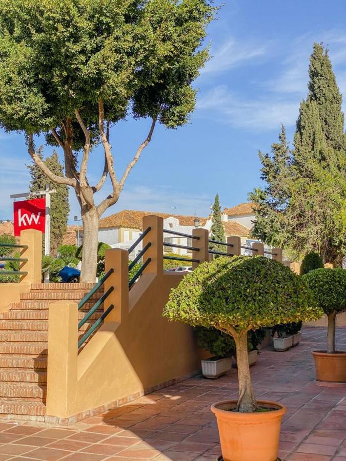 Apartamento En Los Patios De Santa Maria Golf Marbella Exteriér fotografie
