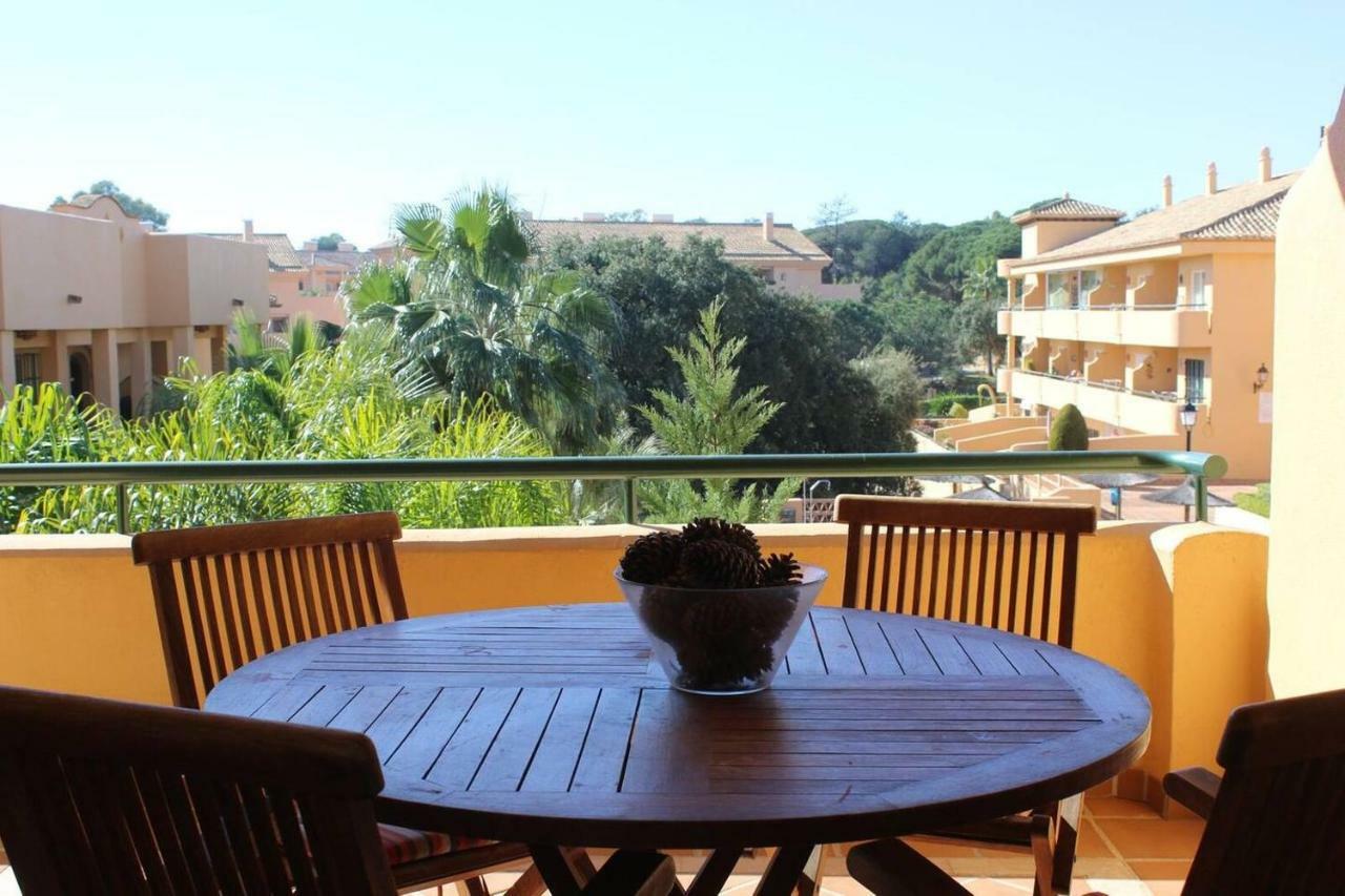 Apartamento En Los Patios De Santa Maria Golf Marbella Exteriér fotografie